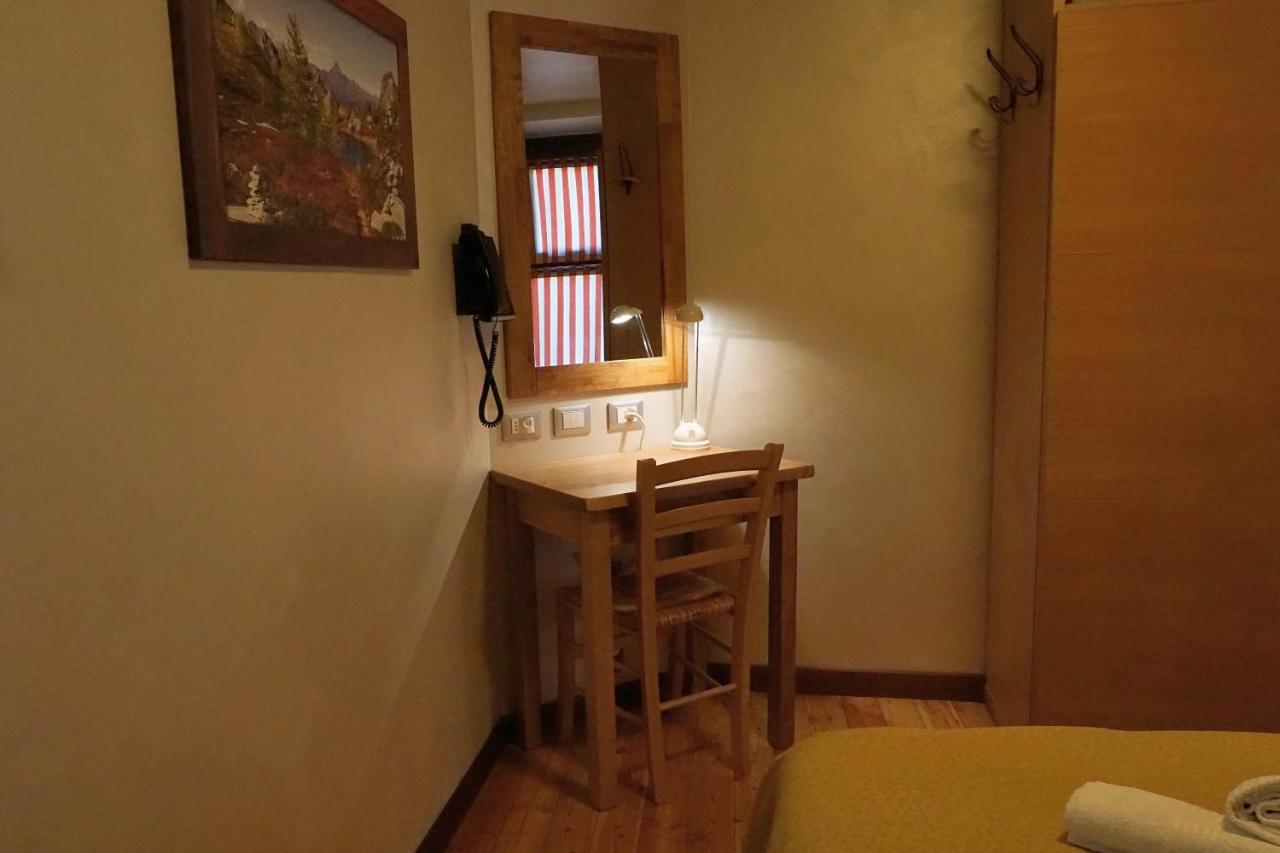 Pensione Albergo Diffuso Ceaglio Valle Maira Мармора Екстериор снимка